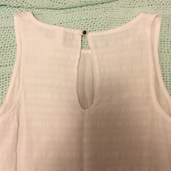 Xhilaration Off White Dressy Tank Top - Picture 4 of 6